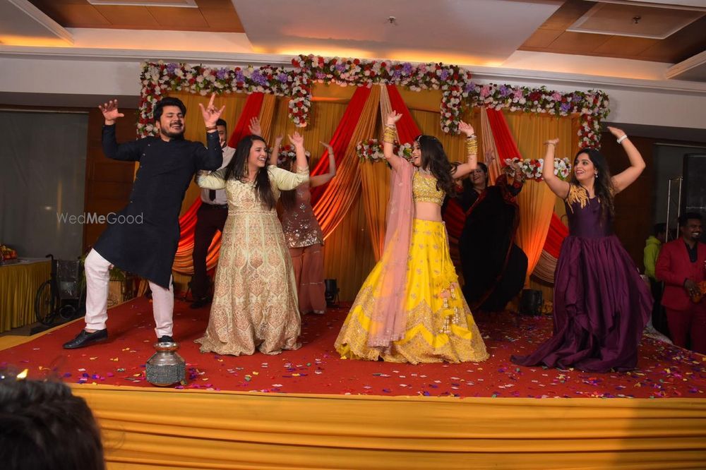 Photo By Twisters Wedding Choreography - Sangeet Choreographer