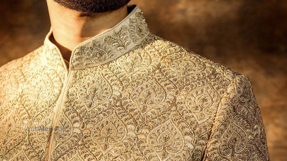 Allur by Divya Todi