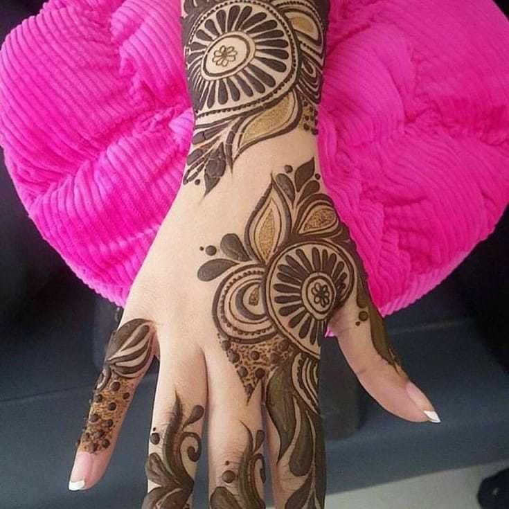 Photo By Avi Mehandi Artist - Mehendi Artist