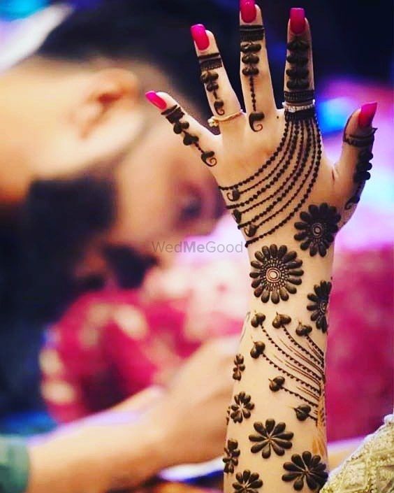 Photo By Avi Mehandi Artist - Mehendi Artist