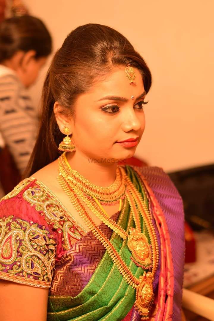 Photo By Makeovers By Sowmya Ganesh - Bridal Makeup