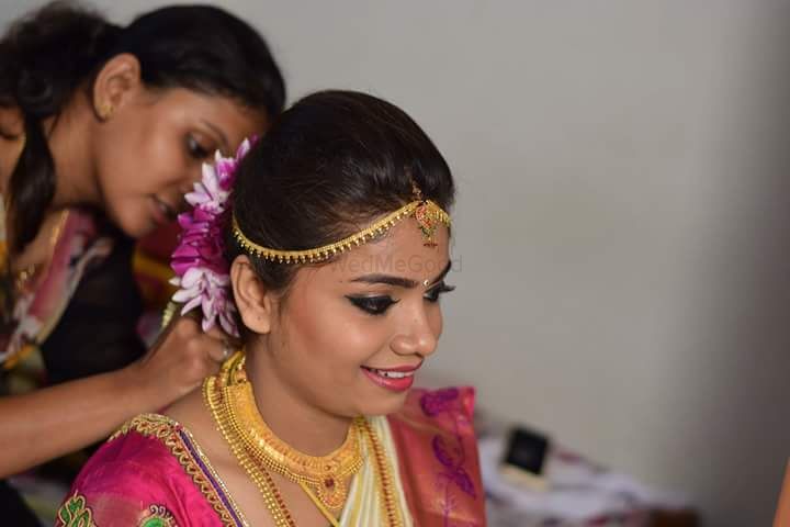 Photo By Makeovers By Sowmya Ganesh - Bridal Makeup