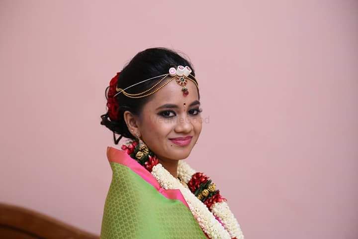 Photo By Makeovers By Sowmya Ganesh - Bridal Makeup