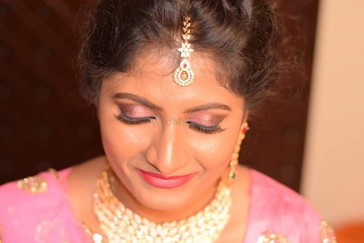 Photo By Makeovers By Sowmya Ganesh - Bridal Makeup