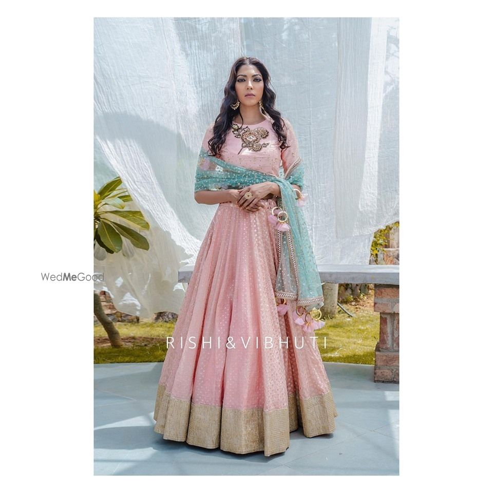 Photo By Rishi & Vibhuti - Bridal Wear