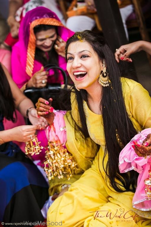 Photo By The Wed Cafe - Photographers