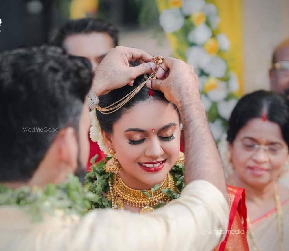 Photo By Naishaa Parekh Makeovers  - Bridal Makeup