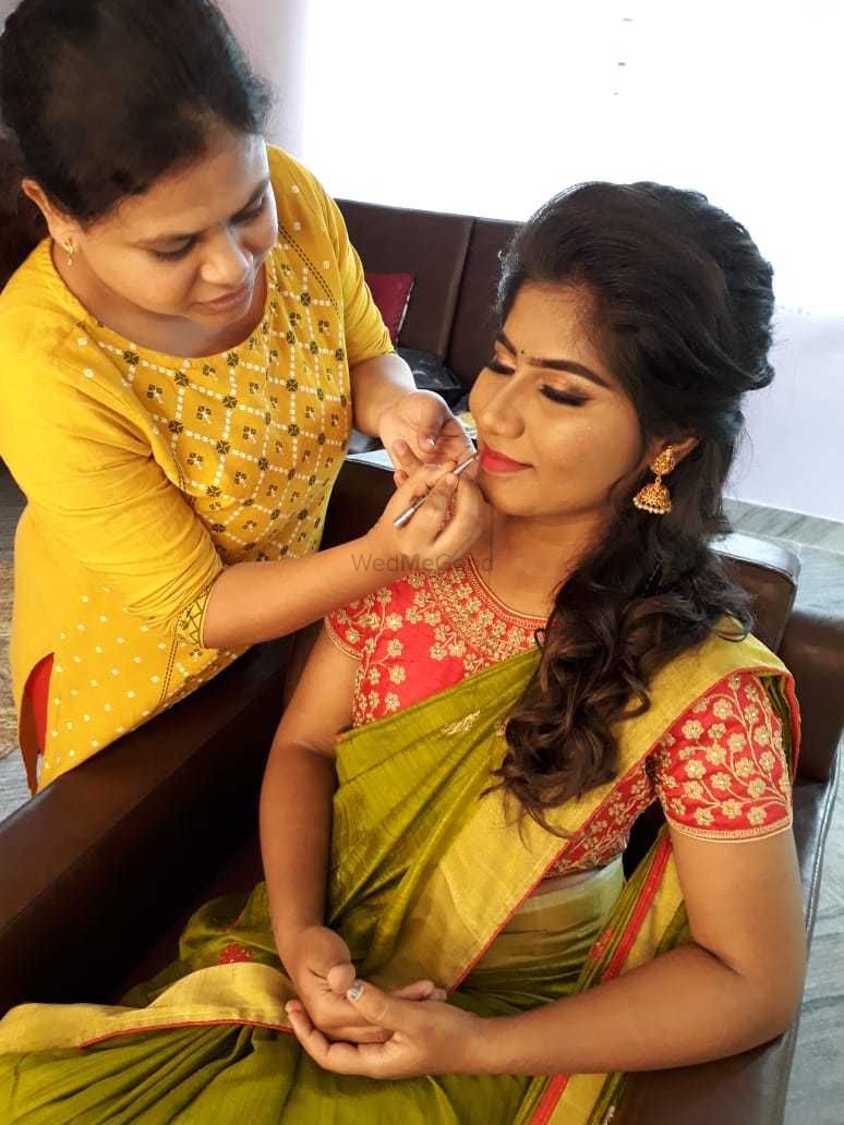 Photo By Makeovers by Chaitra - Bridal Makeup