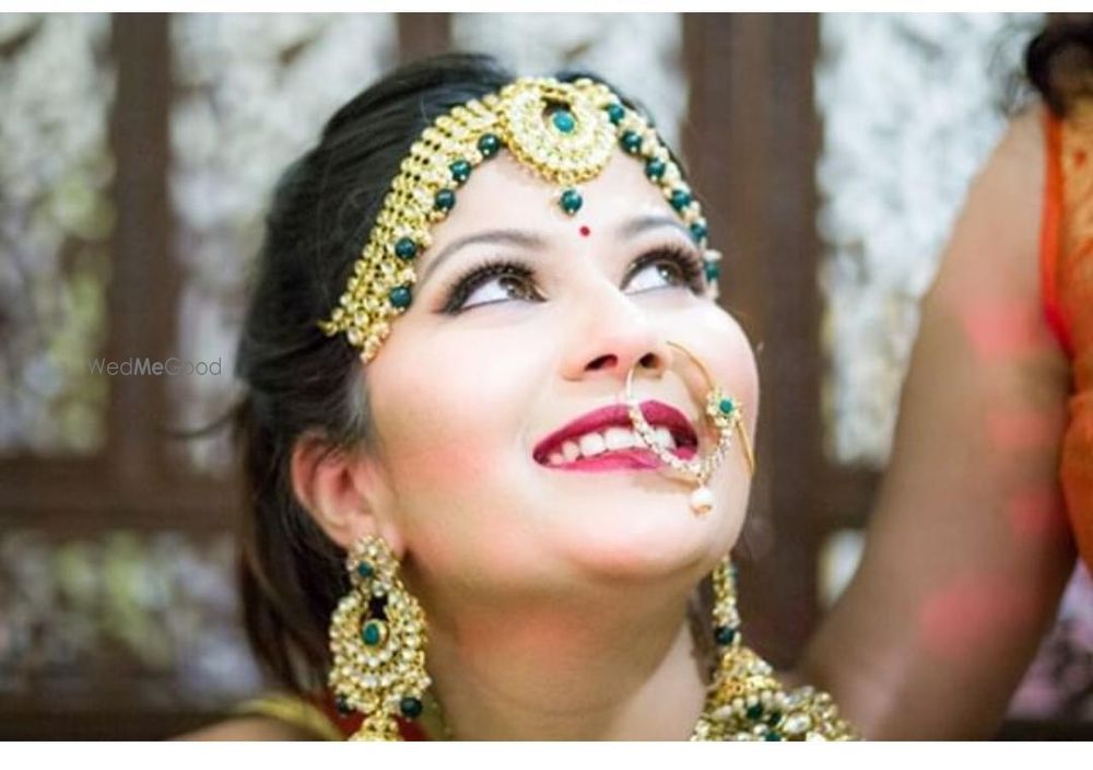 Photo By Kanika Jain Makeovers - Bridal Makeup