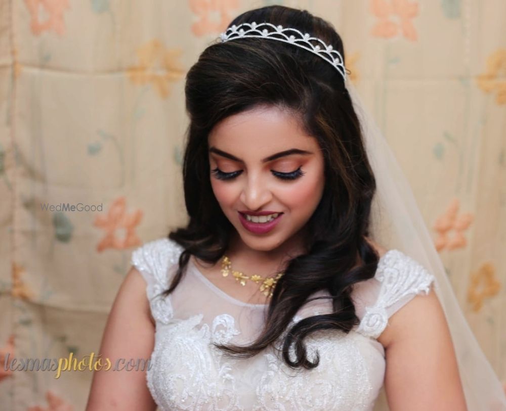 Photo By Leanne Coutinho Makeup Artist - Bridal Makeup