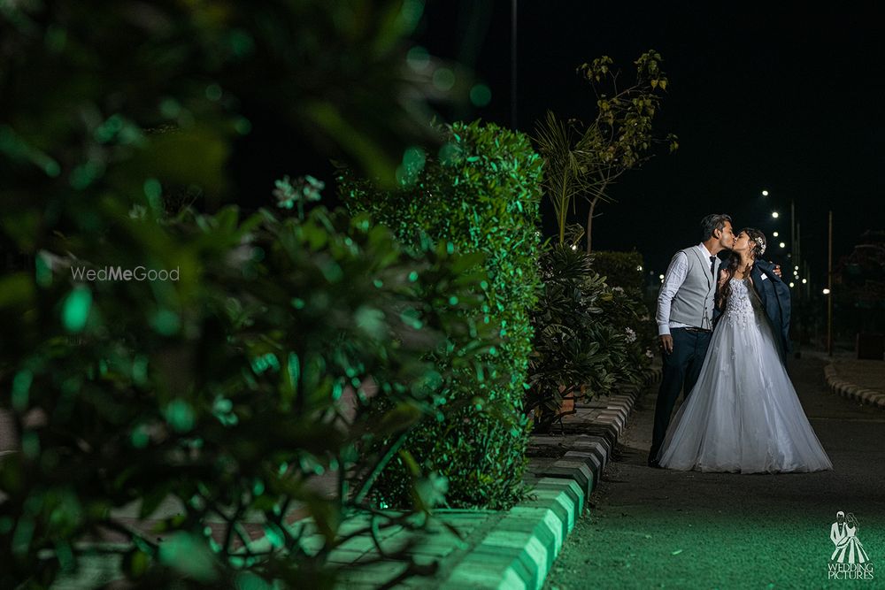 Photo By Wedding Pictures Studio - Photographers