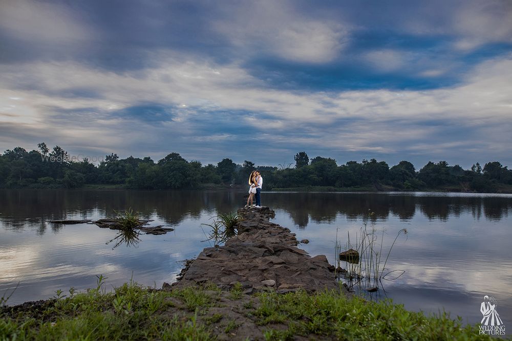 Photo By Wedding Pictures Studio - Photographers