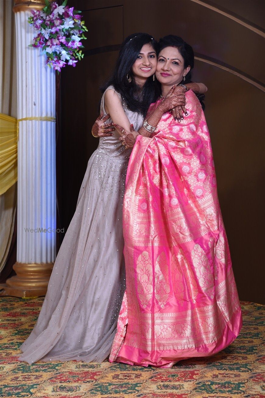Photo By Makeovers by Vaibhavi - Bridal Makeup
