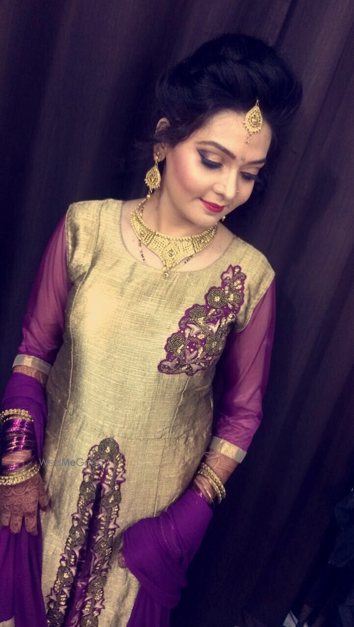 Photo By Makeovers by Vaibhavi - Bridal Makeup
