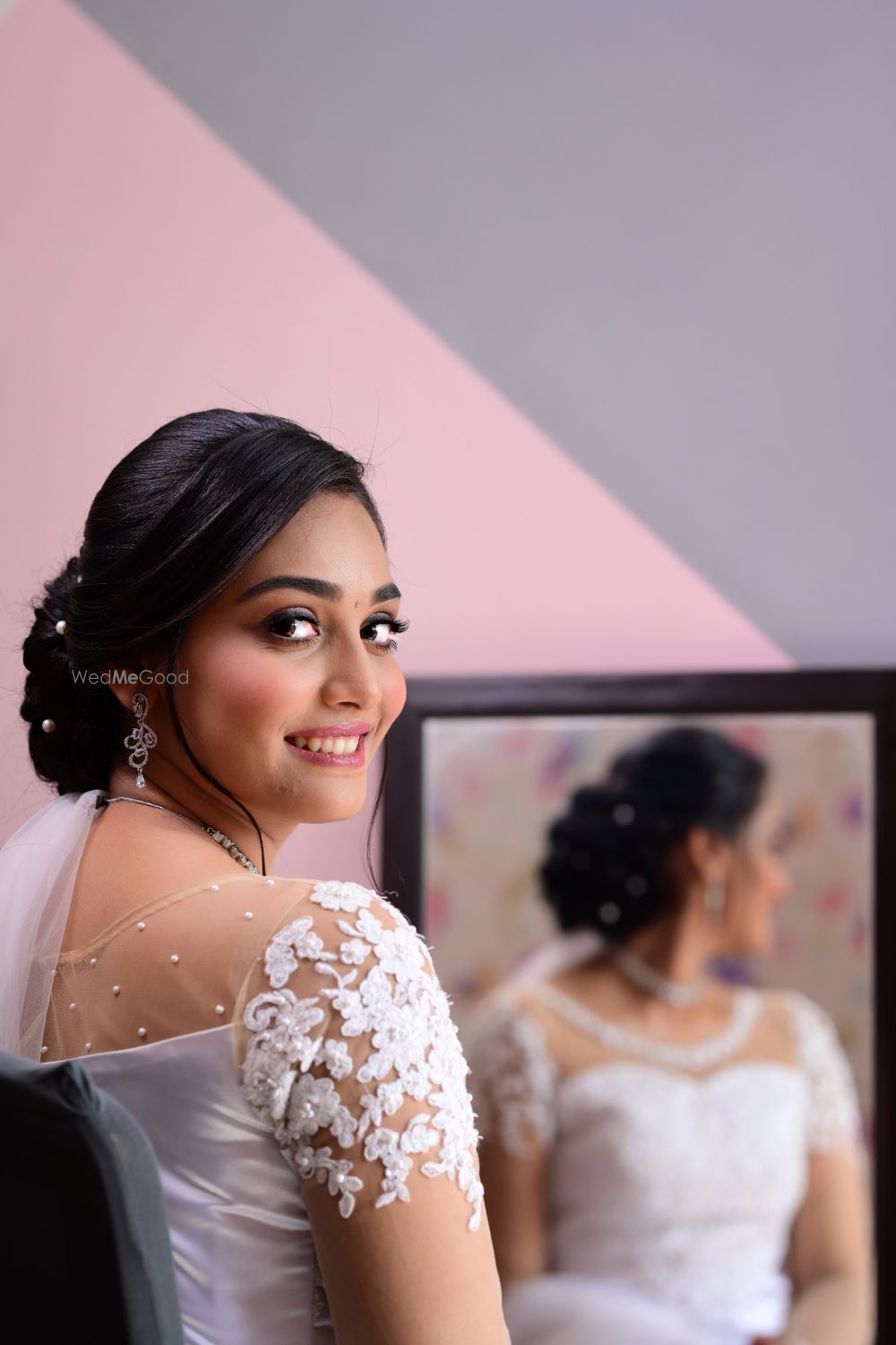 Photo By Makeovers by Meenu Jain - Bridal Makeup