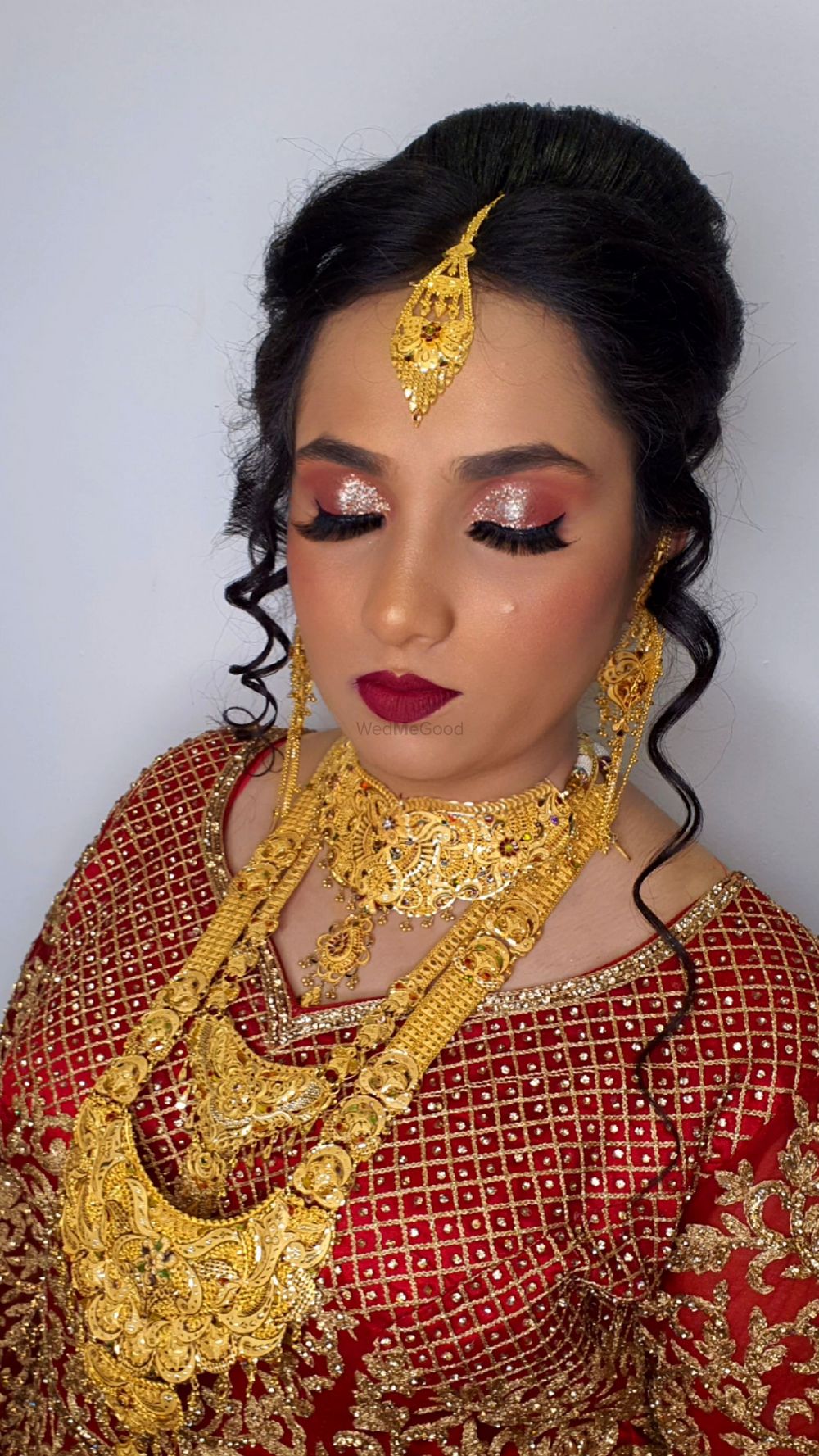 Heena Khan Makeup Artist
