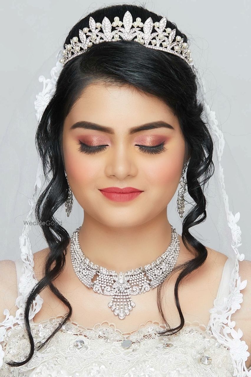 Photo By Makeup and Hair by Payal Bateja - Bridal Makeup