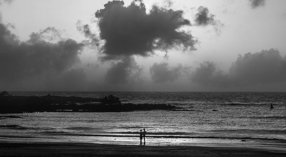 Photo By Aknoshutters - Photographers