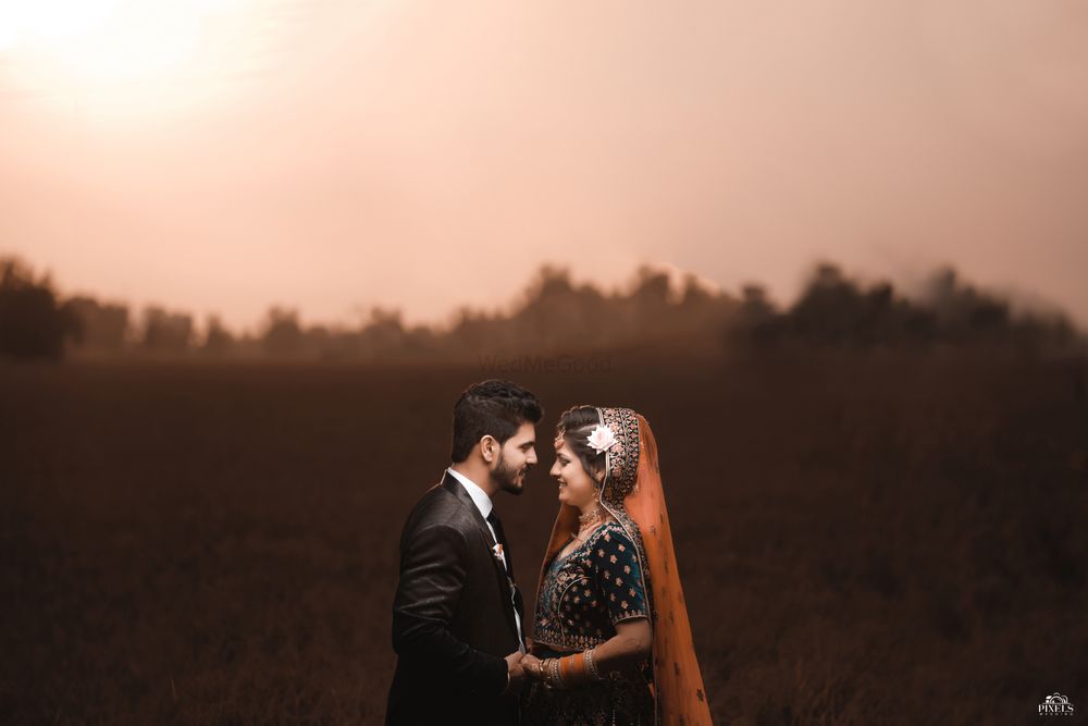 Photo By Pixels Wedding - Photographers