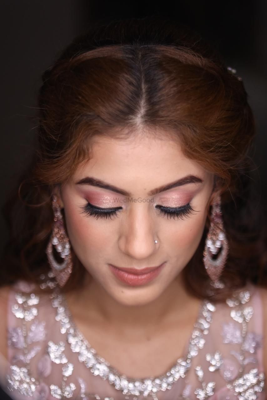 Photo By Monisha Ladhani - Bridal Makeup