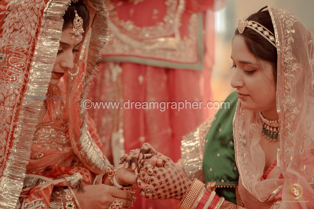 Photo By Dreamgraphers - Photographers