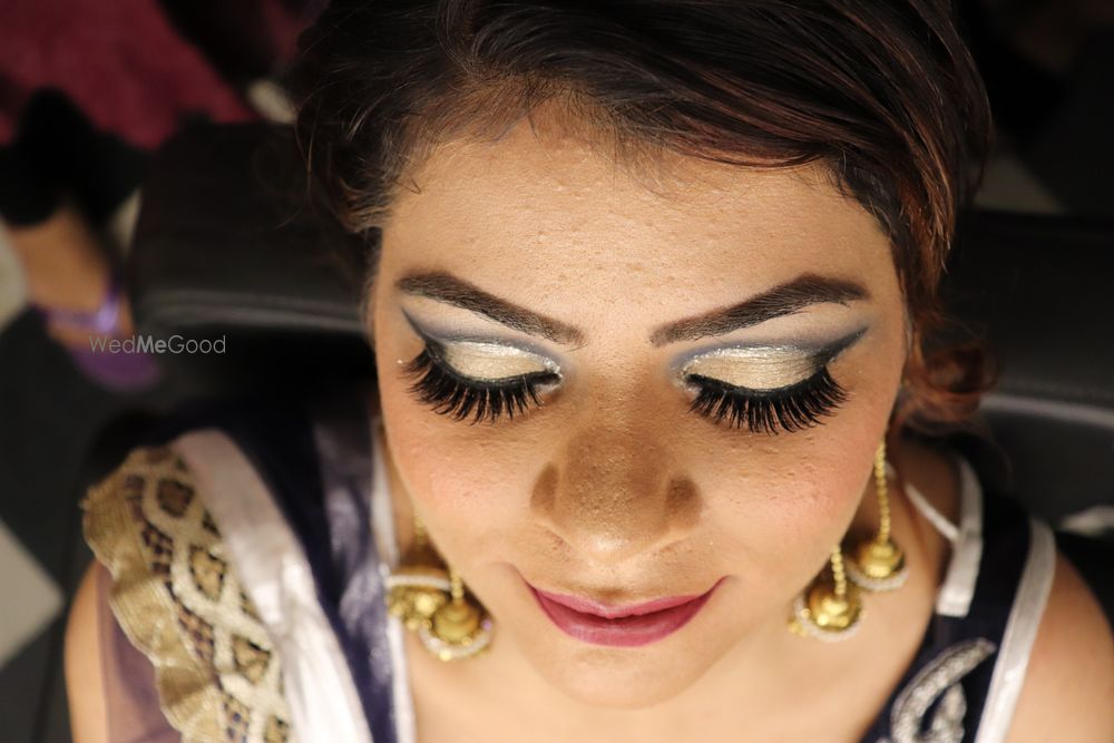 Photo By Belleza Makeovers - Bridal Makeup