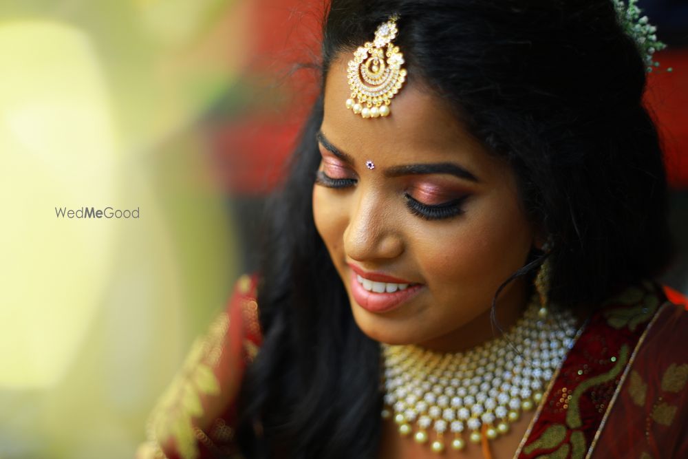 Photo By Janani Mohan Makeovers - Bridal Makeup