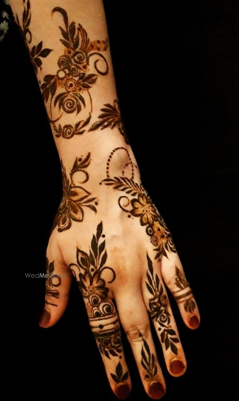 Photo By Faathzenna by Fathima Afrin - Mehendi Artist