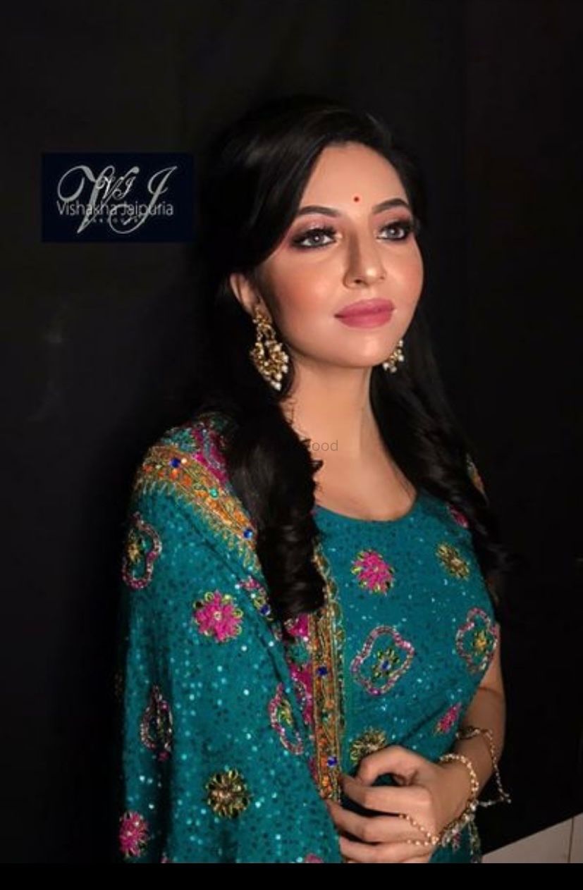 Photo By Vishakha Jaipuria Makeovers - Bridal Makeup