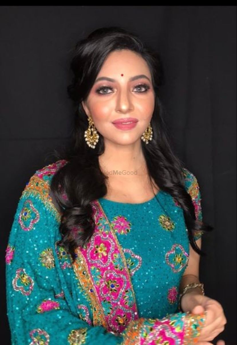 Photo By Vishakha Jaipuria Makeovers - Bridal Makeup