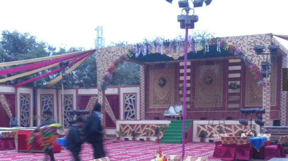 Mannat Lawn