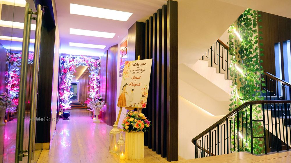 The Roa Hotel