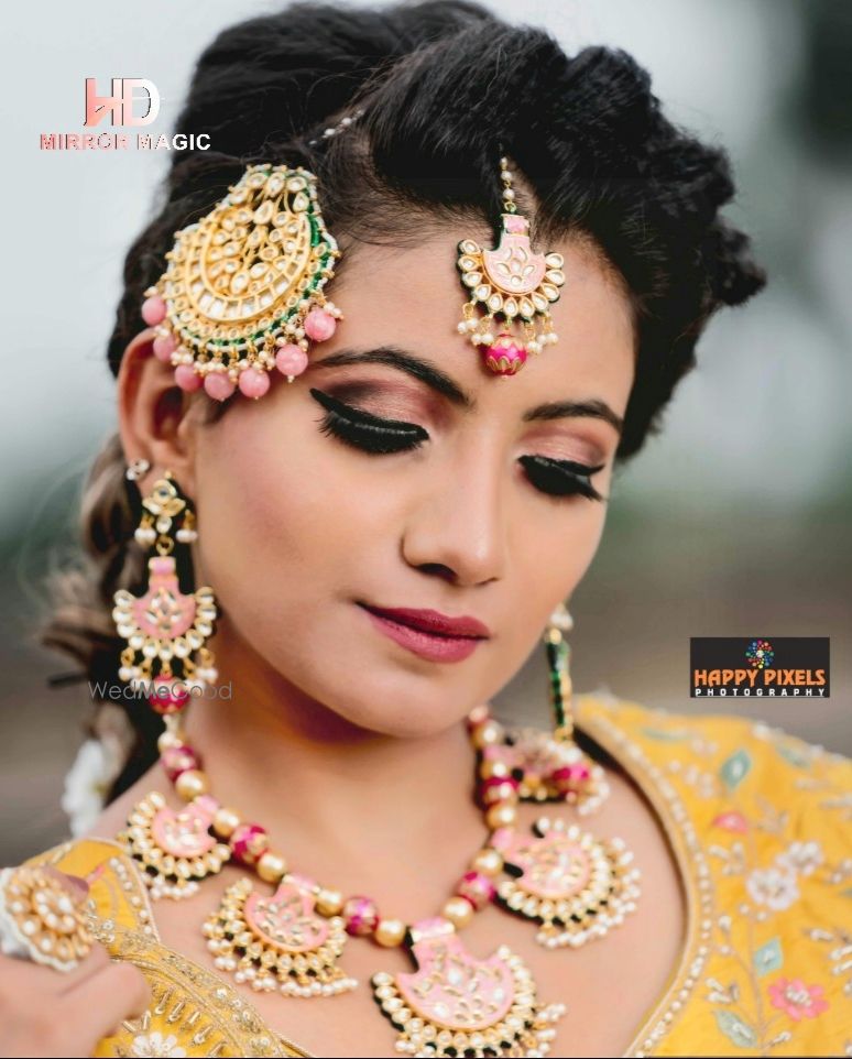 Photo By Hd Mirror Magic by Hitu Duggal - Bridal Makeup