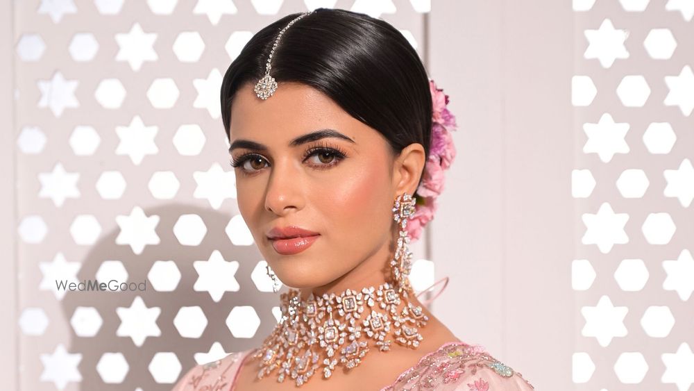 Kareizma Makeup & Hair