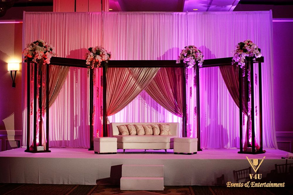 Photo By V4U Events - Wedding Planners