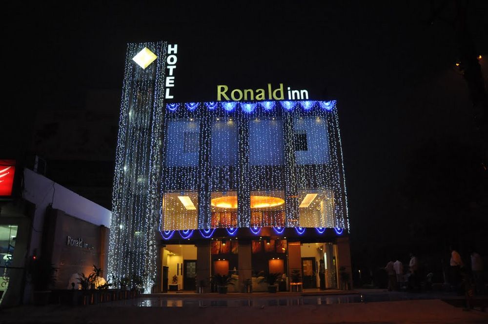 Photo By Hotel Ronald Inn - Venues