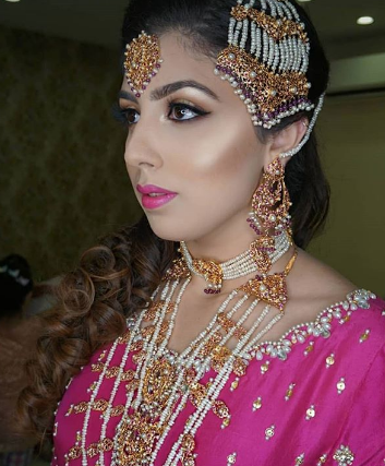 Photo By Kanishka Beauty Salon - Bridal Makeup