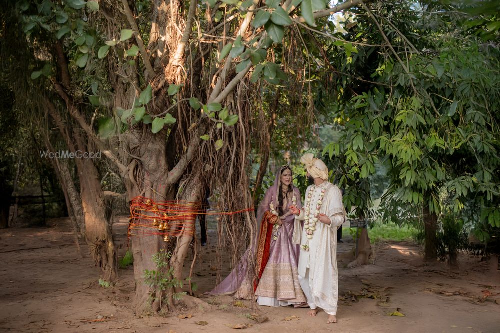 Photo By Knotting Bells - Photographers