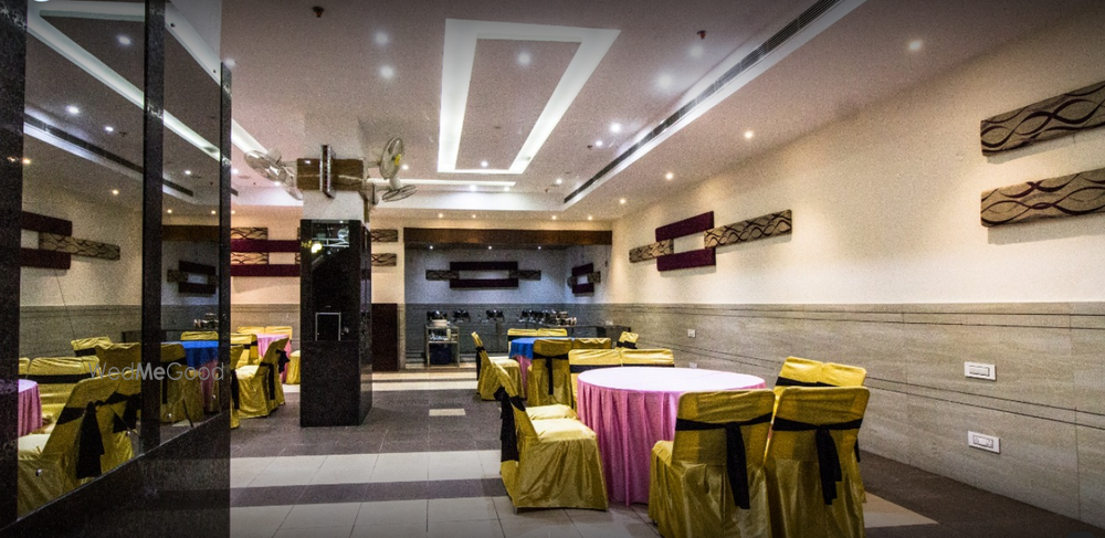 Photo By Hotel At Inn - Venues