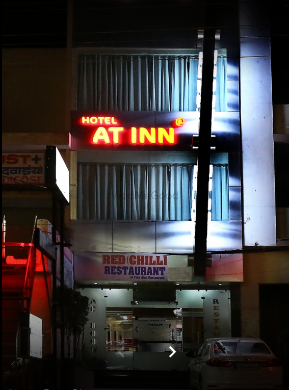 Photo By Hotel At Inn - Venues