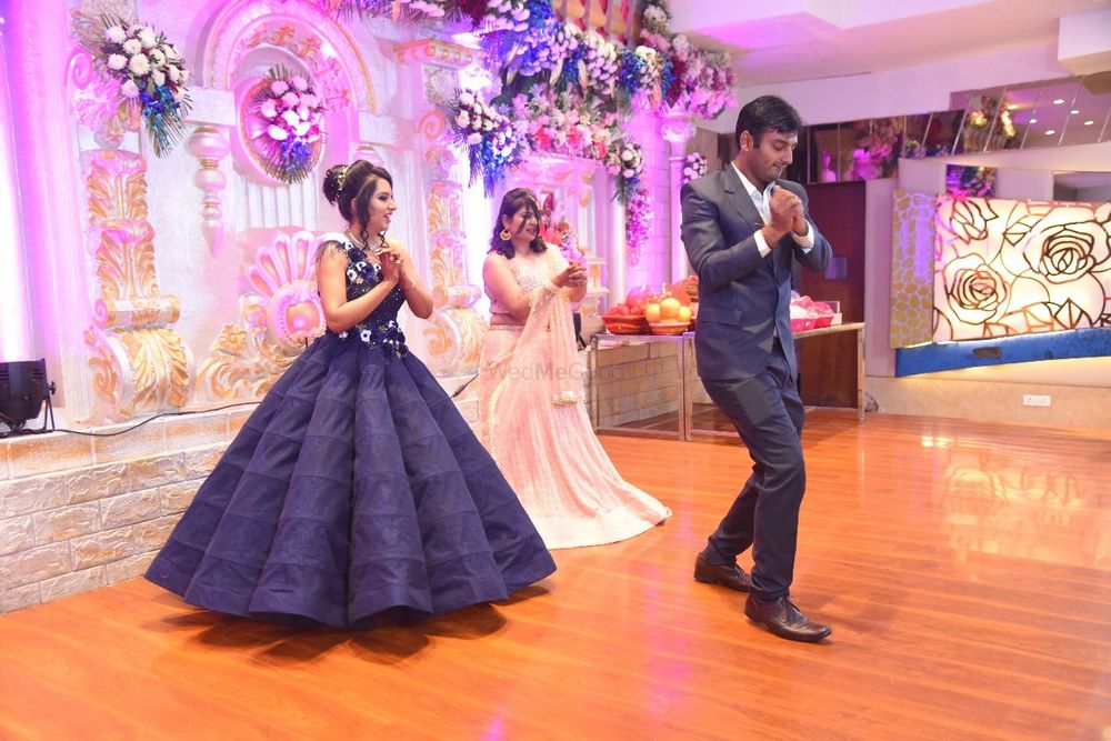 Photo By Aryan - The Wedding Choreographer - Sangeet Choreographer
