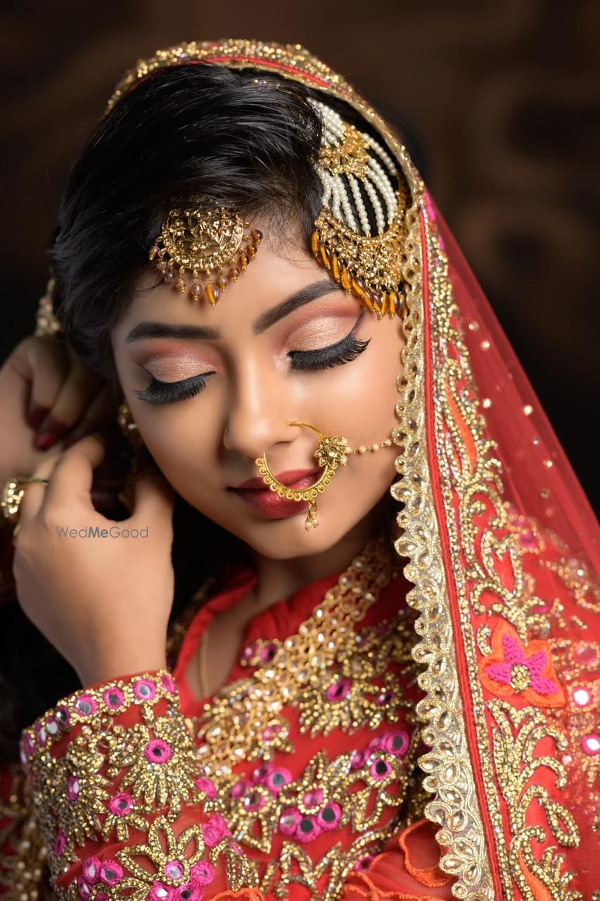 Photo By Diva Makeovers - Bridal Makeup