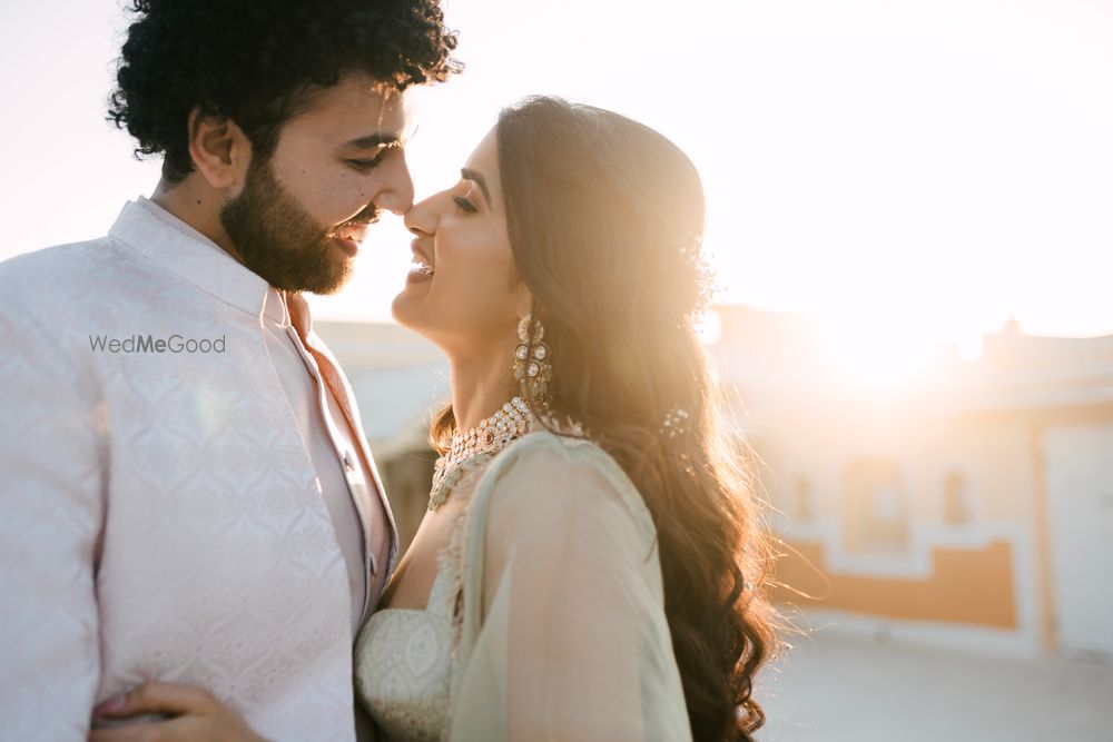 Photo By Memoirs Photography - Photographers