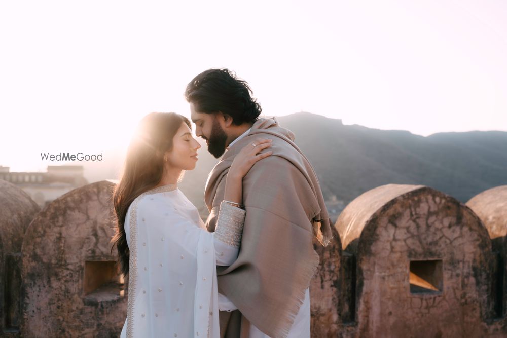 Photo By Memoirs Photography - Photographers