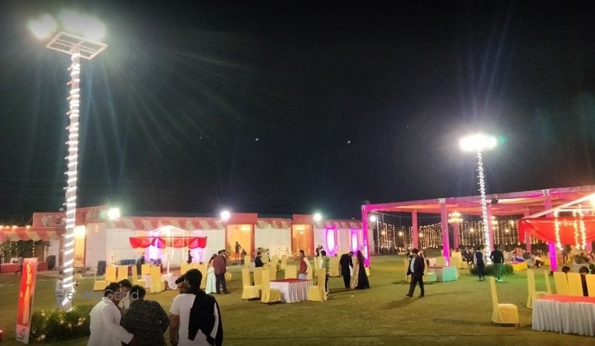Photo By Red Carpet Resort - Venues