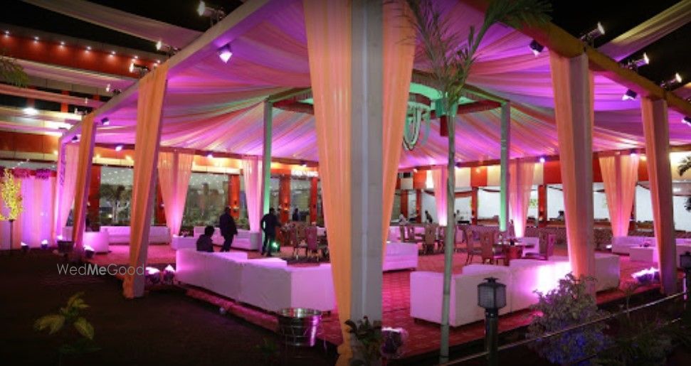 Photo By Moon Shine Resorts - Venues
