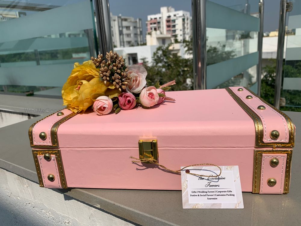 Photo By The Exclusive Favors - Favors