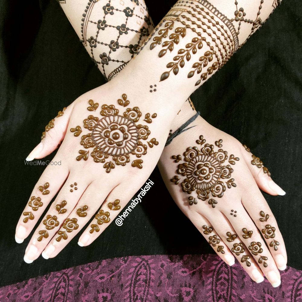 Photo By Henna by Rakshi - Mehendi Artist