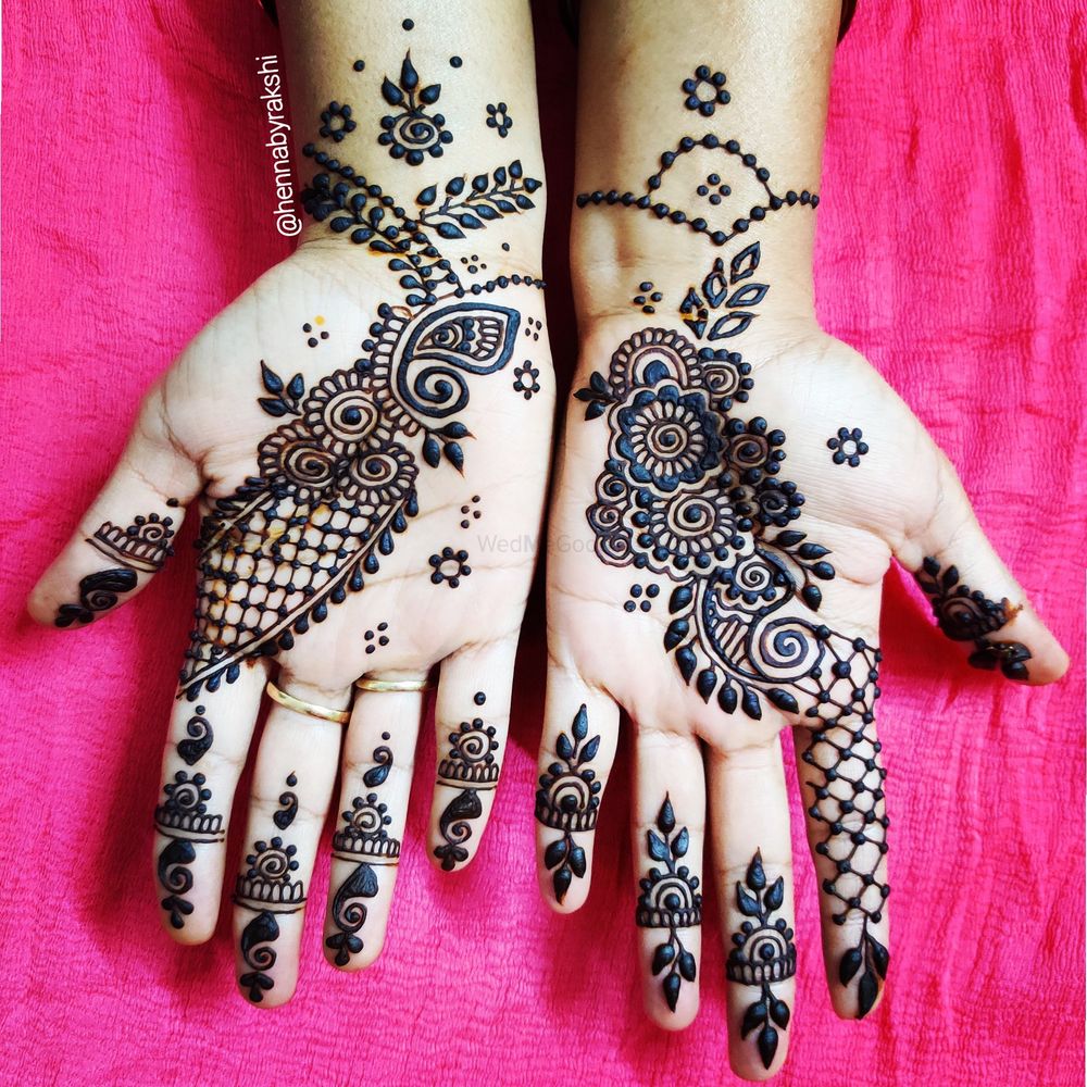 Photo By Henna by Rakshi - Mehendi Artist