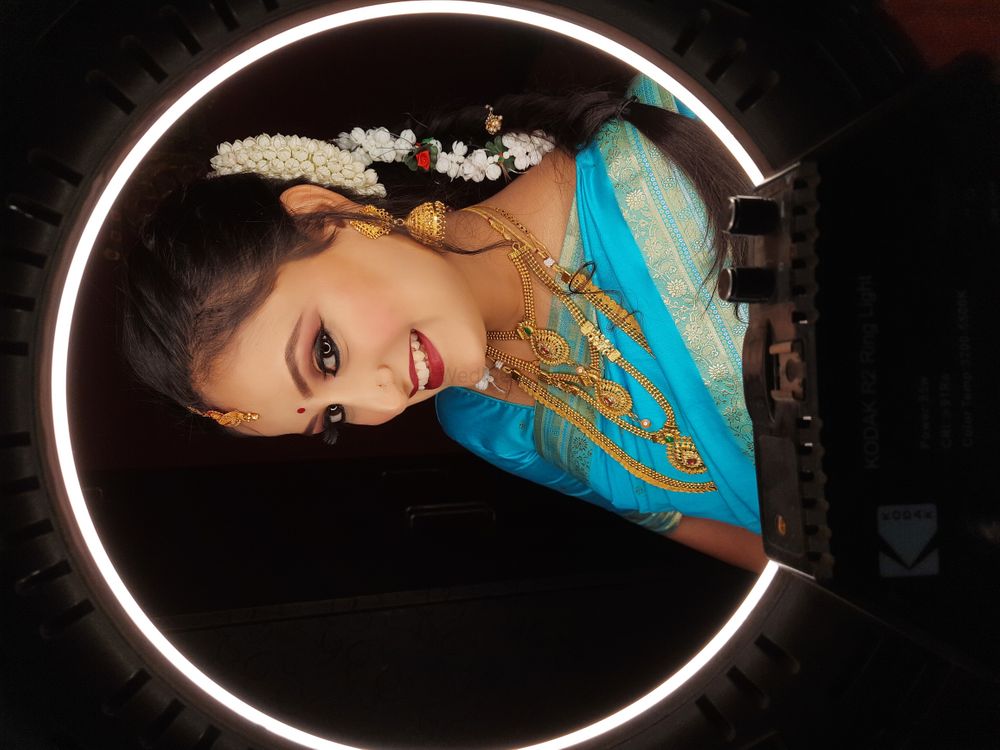 Photo By Shraddha Makeovers - Bridal Makeup